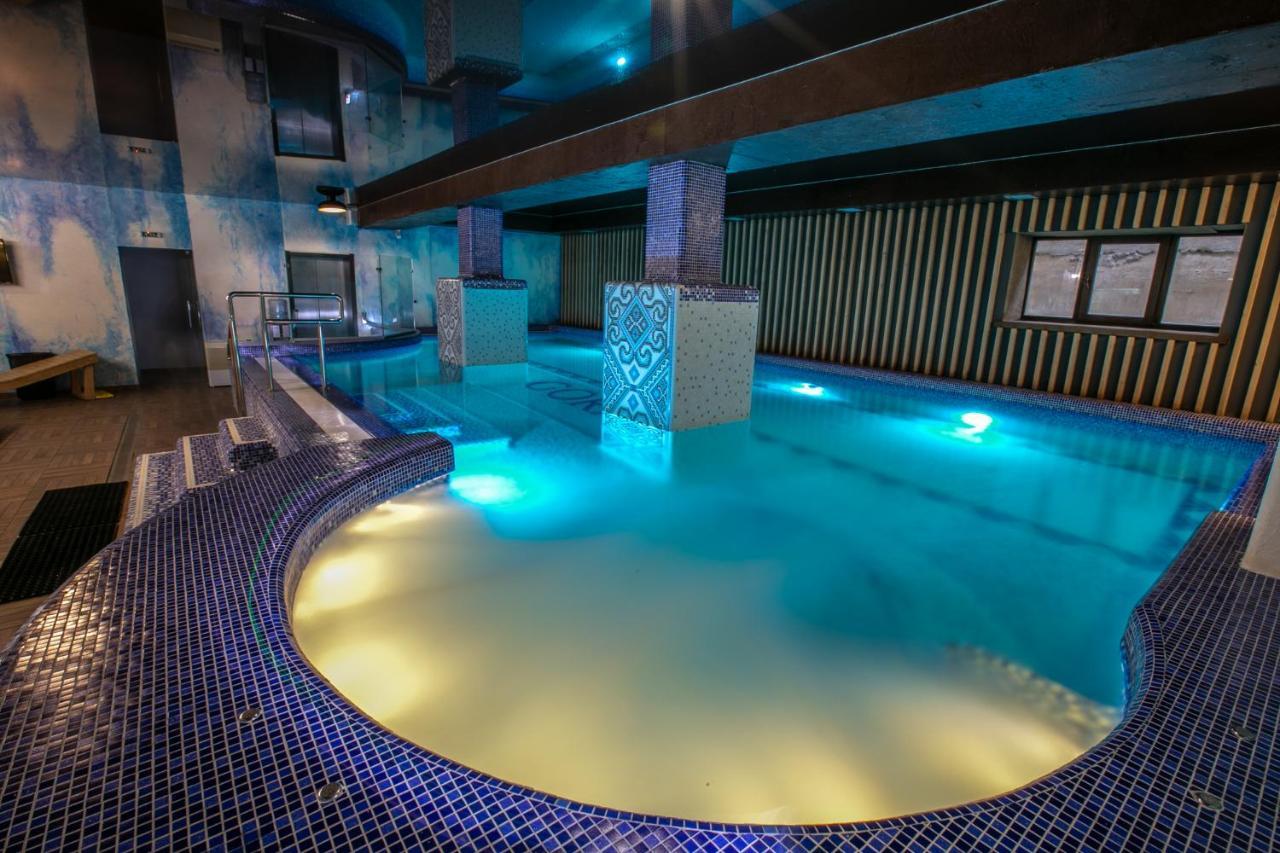 Goral Hotel & Spa 부코벨 외부 사진